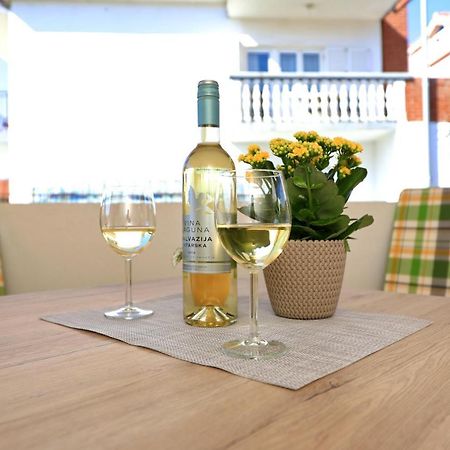 Apartman Zara Bagian luar foto