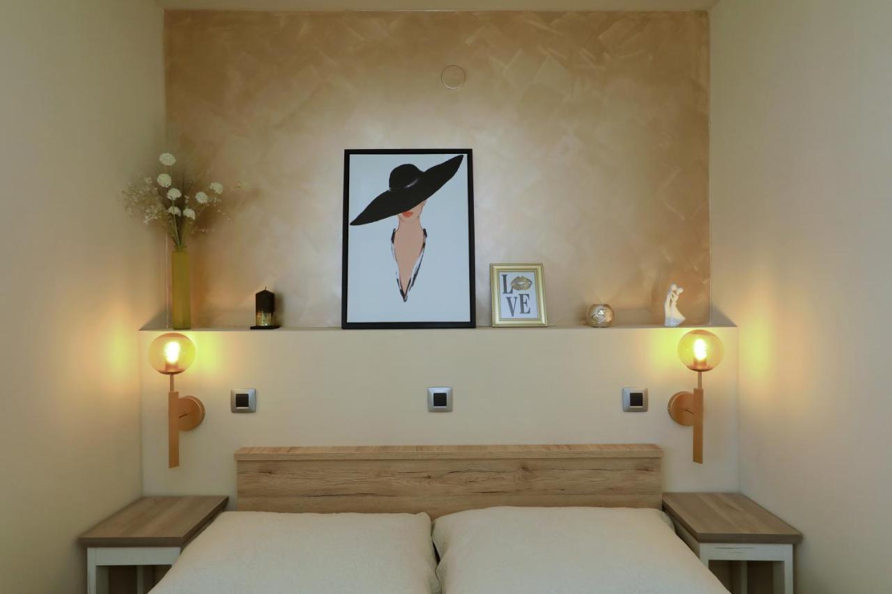 Apartman Zara Bagian luar foto