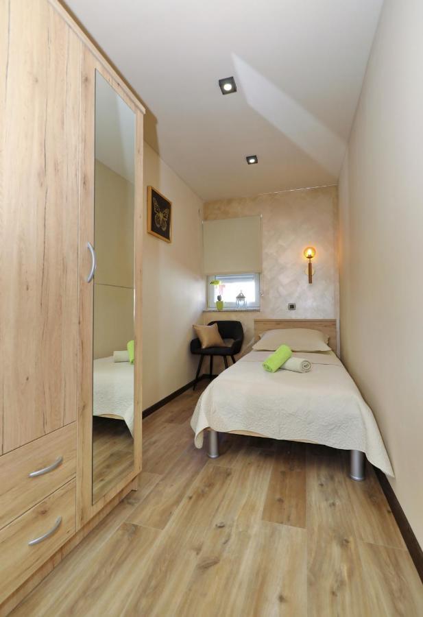 Apartman Zara Bagian luar foto